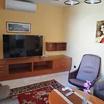 Yanita بيت ضيافة فارنا