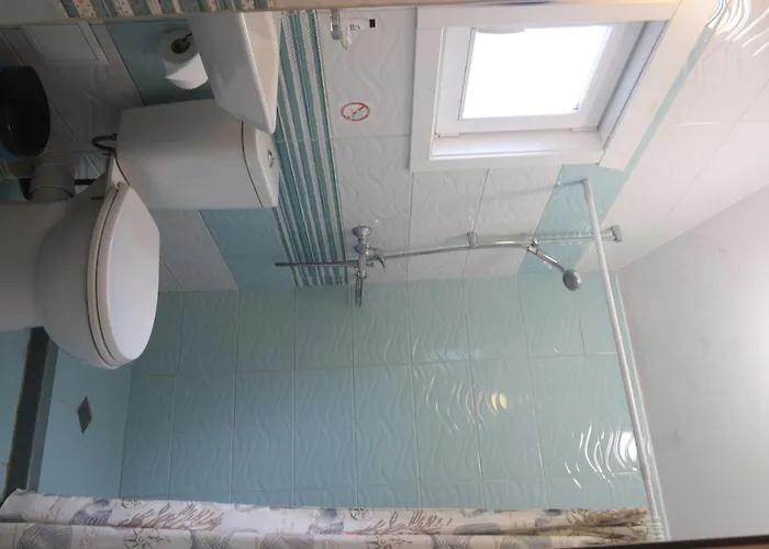 Yanita בית הארחה